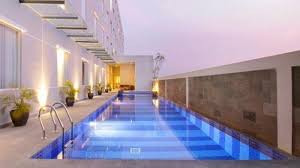 Sheraton surabaya hotel & towers. Miliki Fasilitas Kolam Renang Berikut Ini Daftar Hotel Bintang 3 Dekat Bandara Juanda Surabaya Halaman All Tribun Kaltim