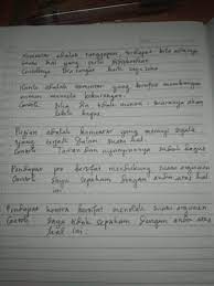 Tahukan anda apa pengertian kalimat majemuk?kalimat majemuk sendiri merupakan salah satu jenis kalimat dalam. Sebutkan Pengertian Dari Komentar Kritik Memuji Pendapat Pro Pendapat Kontra Dan Contohnya Brainly Co Id