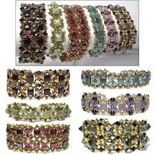 Around The Beading Table Chip Bead Jewelry Jewelry Patterns Beautiful Beaded Bracelet
