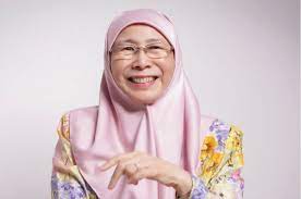 Yang berhormat dato' seri datin seri diraja dr. Wan Azizah Was Actually Offered The Prime Minister Post By The Yang Di Pertuan Agong Skop Rojak Daily