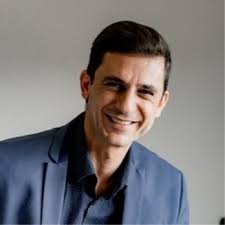 Tout ceux qui me connaissent bien vous le diront, depuis 2020 et le COVID  je me suis passionné pour le trail... (je reste un petit amateur sans  prétention) J'ai pu profiter de