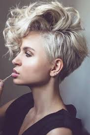 30 super short hair pictures that'll blow your mind. Long Curly Pixie Bob Shorthaircutsshorthairstyl Hairs London