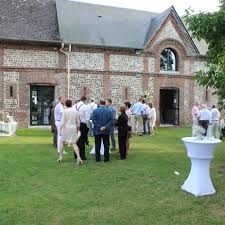 L'ehpad public la seigneurie, situé à pantin, offre un cadre unique et privilégié, dans un environnement animé par des professionnels formés et attentifs aux besoins de chaque résident. Grange De La Seigneurie Lecointe Traiteur