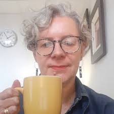 👋🏻 Hello there! How are you all feeling after the holidays? The beginning  of a new year is often a time of reflection and perhaps a time for change.  It's certainly the