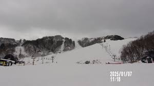 積雪が増えたよ余呉高原YAPリゾート 頂上の籾ヶ岳からすてきな景色を満喫｜たか