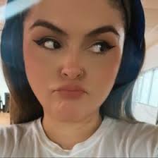 Janet Velez (janet06)