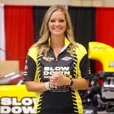 Any clutch questions? Leave them in the comments 👇 🎥 @jw_power_media  #askrandy #clutchpack #dragracing #boninfantefriction #clutchdisc  #bornfromtopfueltechnology