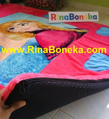 Karpet bulu korea import 200x150 rasfur lembut surpet / kasur termurah: Karpet Karakter Frozen Tebal Murah Rina Boneka