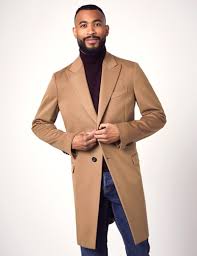 A good choice if you live in a warmer climate but still want the look of a winter coat. Italian Wool Men S Coat With A Single Back Vent In Camel Hawes Curtis Usa