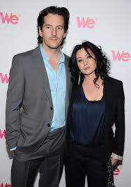 Throughout the 1990's doherty was a major part of 90210 for the first four seasons, but tensions between herself, the cast. 20 Jahre Beverly Hills 90210 Gala De
