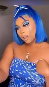 Nicole Mosby's Instagram, Twitter & Facebook