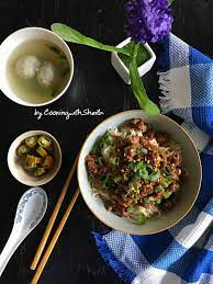 Jarang Kan Yang Pernah Coba Mie Ayam Menggunakan Misoa Khas Hakka Nih Biasanya Mereka Menggunakan Daging Babi Tapi Say Memasak Foto Makanan Fotografi Makanan