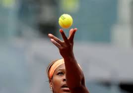 American legend serena williams's dreams of winning an eighth wimbledon singles title and serena williams was in tears as a freak accident early in the first set crushed her wimbledon dreams. Verletzte Serena Williams Sagt Australian Open Ab Tageblatt Lu Tageblatt Lu