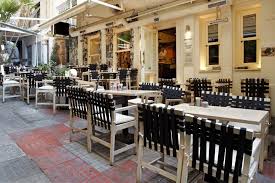 Nice N Easy Athens Kolonaki More On Healthy Eating In Athens Here Http Bit Ly 244it2z Athens Guide Fun Easy Cafe Restaurant