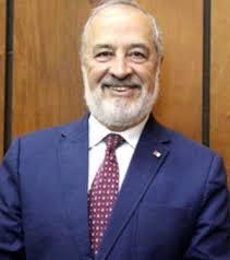 PARTICIPANTES Y MODERADORES Jorge Fernando Negrete Es uno de los analistas  del sector de las telecomunicaciones más destacados