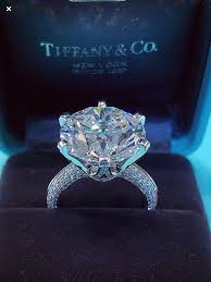 This Needs To Be On My Finger Asap Trending Engagement Rings Dream Engagement Rings Ring Trends