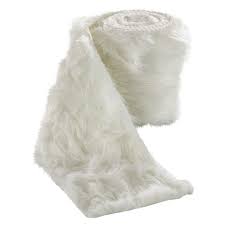 White Faux Fur Table Runner 15 X72 Saro Lifestyle Faux Fur Table Runners Tabletop Accessories