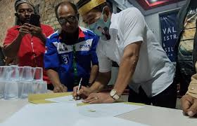Umur 58 tahun) adalah seorang purnawirawan polri yang sebelumnya menjabat sebagai analis kebijakan utama bidang pidum bareskrim polri. Ziyap Karang Anyar Gunung Selatan Akan Dihubungkan Jalan 4 Km Fokus Borneo