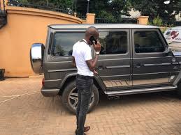 Photos: Bryan White acquires another monster ride. - 411 UG