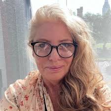 Looking for talented culinary staff, please apply.