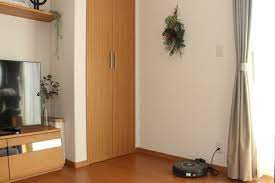 時短に効く ロボット掃除機 ルンバ を使いこなす人が実践する2つのアプローチ 片づけ収納ドットコム ロボット掃除機 掃除用具 収納 掃除