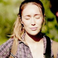 Fear the walking dead → Nick cutting his hair “It was tricky, because we've  seen the hero moments where someone shaves their...