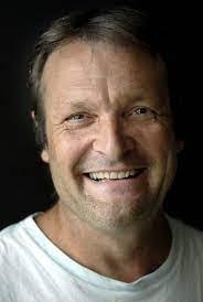 David Schram's Instagram, Twitter & Facebook