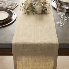 Casual Jute Traverses The Table In An Open Weave Of Jute Burlap Foil Printed In A Lovel Dining Table Decor Everyday Table Runners Kitchen Table Decor Everyday