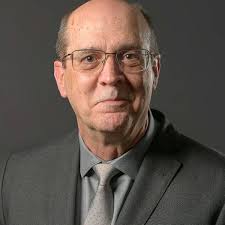 Through Middle Eastern Eyes: A Life of Kenneth E. Bailey: Parker, Michael:  9798385207794: Amazon.com: Books