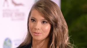 Die tiere sind etwa mausgroß. Jahrestag Ihrer Eltern Bindi Irwin Postet Ruhrenden Beitrag Promiflash De