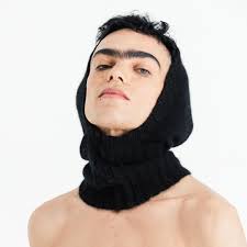 In Sage, Black and Fawn, the U hood will hold in that constantly escaping  cranial heat better then any other hat. Also protecting the ears and neck  from winter chills. Achieved by