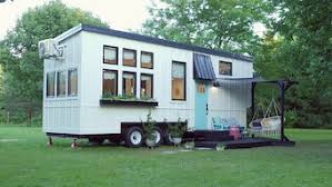 In this house, we are on a mission to create large scale positive impact through love, respect & care. Ist Tiny House Nation Usa Volume 1 Versohnung Im Tiny House Auf Netflix Luxemburg
