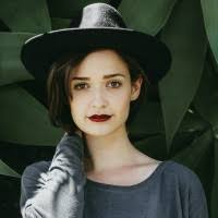 90+ Profile mit dem Suchbegriff „Felicity“