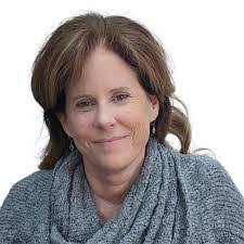 Cynthia Passmore's Instagram, Twitter & Facebook