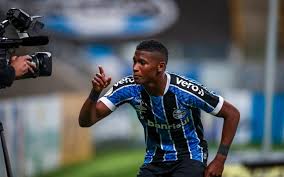 Latest on são paulo defender luis orejuela including news, stats, videos, highlights and more on espn. Gremio E Cruzeiro Voltam A Conversar Sobre A Venda De Orejuela Lance