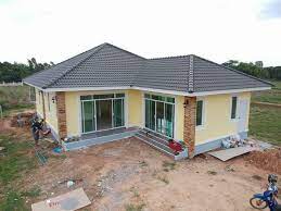 5 Small Bungalow House Designs With A Budget Starting 200 000 Bath Or 6 300 Dollars Small Bungalow Bungalow House Design Small Bungalow House Design