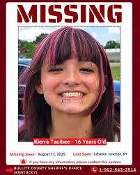 unknown with camera; Joanne Arnsperger, Natalie Deglow, unknown, Ginny  Shook, Gail Cook & Joan Click Location: Kenton County Date: c.1951 Source:  F. Richard Folkerth Subject: Schools, Public