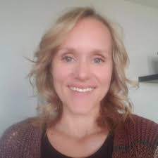 Which salon to go to for a kid's cut in Lacombe area?