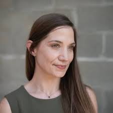 Miranda Newman's Instagram, Twitter & Facebook