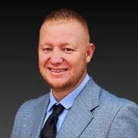 Eric Hays's Instagram, Twitter & Facebook