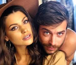 Maybe you would like to learn more about one of these? To Tatoyaz Se Kindyno H Zwh Ths Annas Patrisnews Efhmerida Patris Hleias