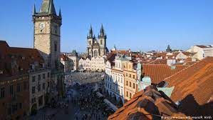 3 días / 2 noches. Republica Checa Sufre Por La Fuerte Caida De Turistas En Praga Europa Al Dia Dw 07 08 2020