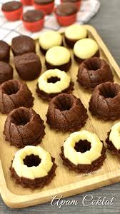 Apam kukus coklat yang moist dan gebu steamed mini chocolate cake. Apam Coklat Kukus Mudah Tanpa Mixer Buat Orang Lapo