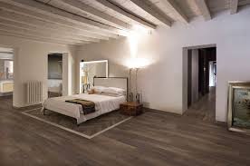 Greenwood Bruno 9 5 X 47 Porcelain Tile Woodlook Walltile Floortile Statementstile Herrinbone Stagger With Images Modern Room Design Wood Effect Tiles Tile Trends