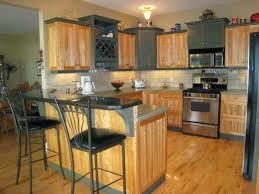 Foto inspirasi dan ide desain dapur tradisional. Desain Dapur Cantik Tradisional Griya Indonesia Desain Dapur Kecil Renovasi Dapur Kecil Dekorasi Dapur