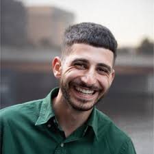 Day 2 at Shell Energy Australia Why the move? I've been working with  clients for the last 10 years. Now it's time to both build and own a  product. At Shell Energy,