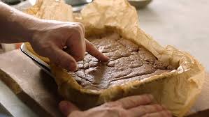 Date and walnut cake jamie oliver. Jamie Oliver Shows How To Make Chocolate Cake Without Eggs Metro News
