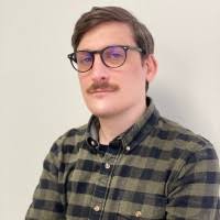 2100+ "Patrone" profiles