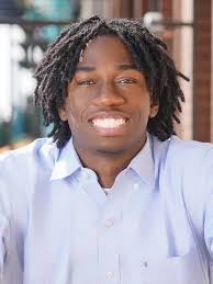 Leng Moua's Instagram, Twitter & Facebook