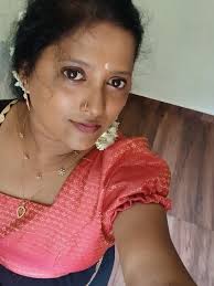 പാടില്ല്യാ അത്ര തന്നെ കുട്ടിക്ക് ന്താ പറഞ്ഞാ തിരിയില്ല്യേ